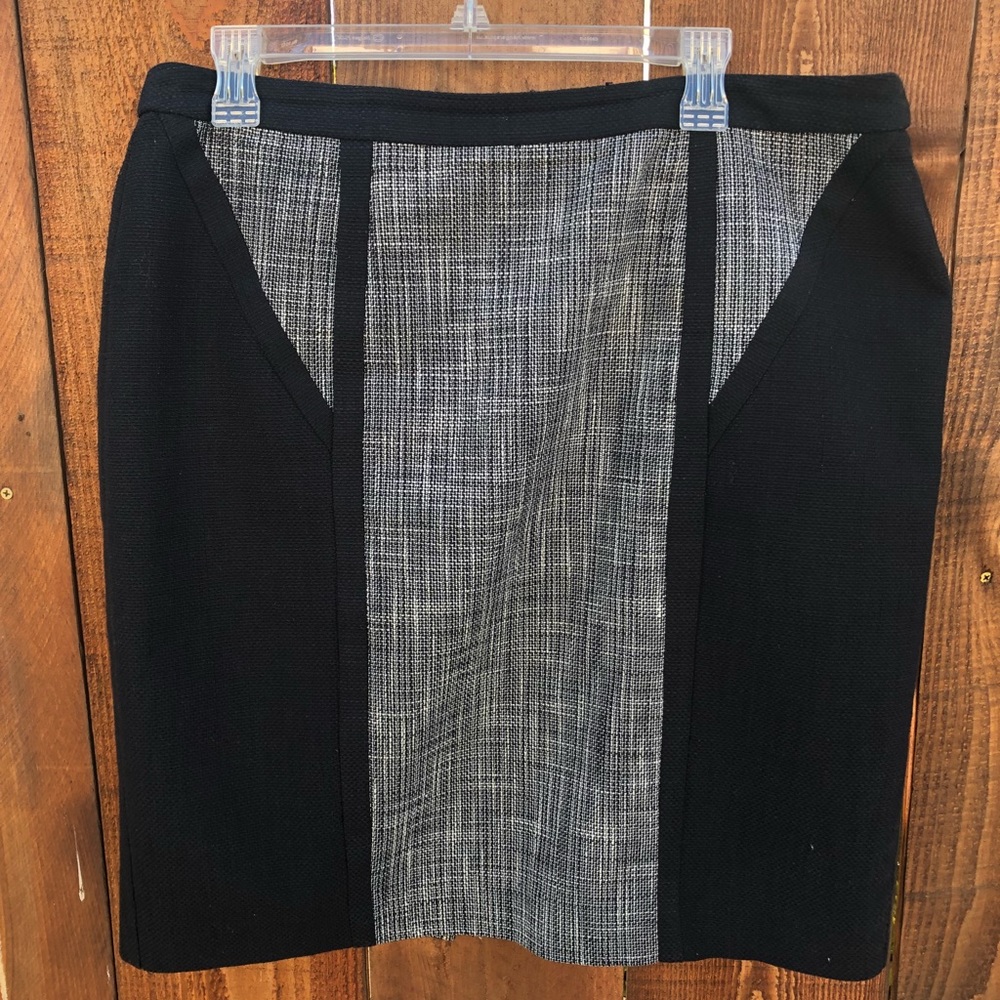 Calvin Klein fully lined skirt.